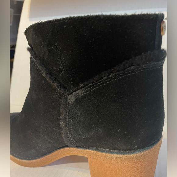 UGG Black Heeled Boots with Suede Finish - Picture 10 of 12